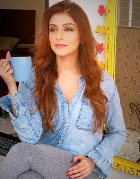 Aarti Chhabria - Wikiunfold